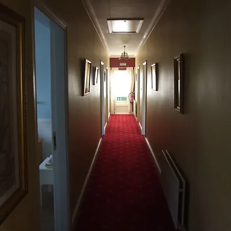 Shannonside House N37hf67 Гостевой дом