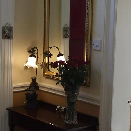 Bed & Breakfast Shannonside House N37hf67 3*