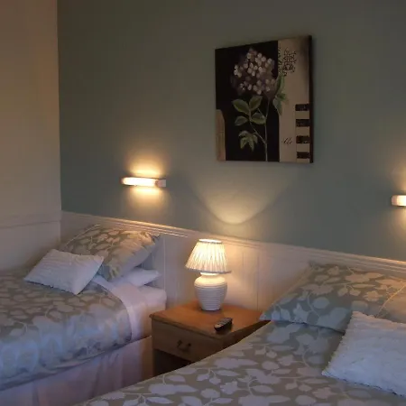 Shannonside House N37hf67 Bed & Breakfast